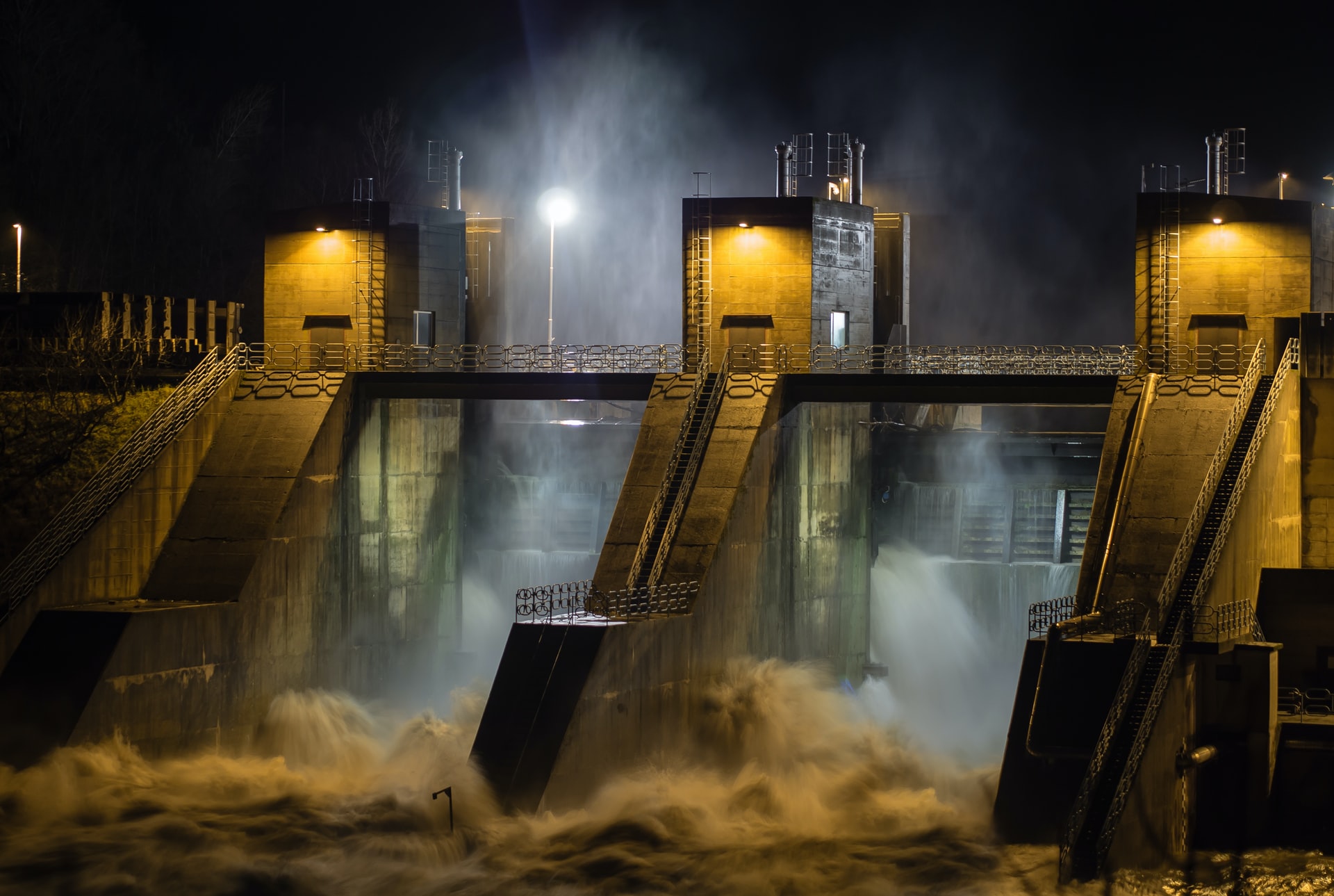 構造物によって異なる水力発電の種類